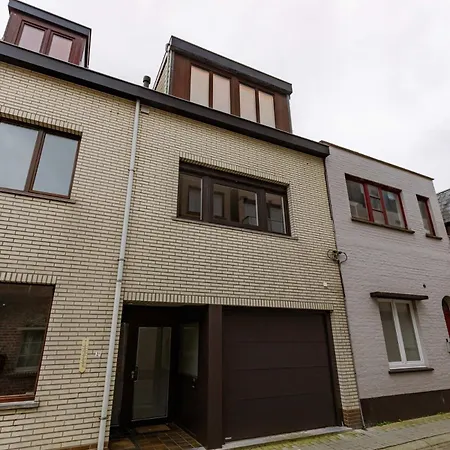 Huswell - Spacious Vacation For 12 Guests In Westende Hébergement de vacances